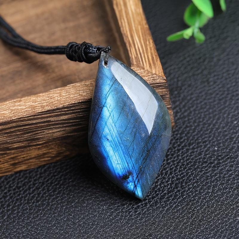 Adelheid | Kaulakoru labradorii tilla