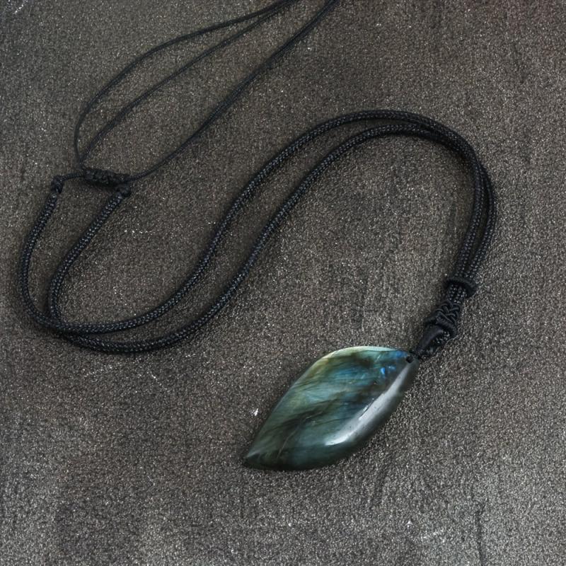 Adelheid | Kaulakoru labradorii tilla