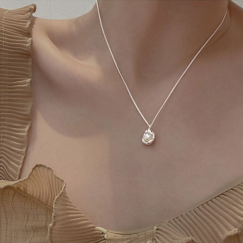 Vintage Muranolasi korut: Kaulakoru riipuvalla helmellä
