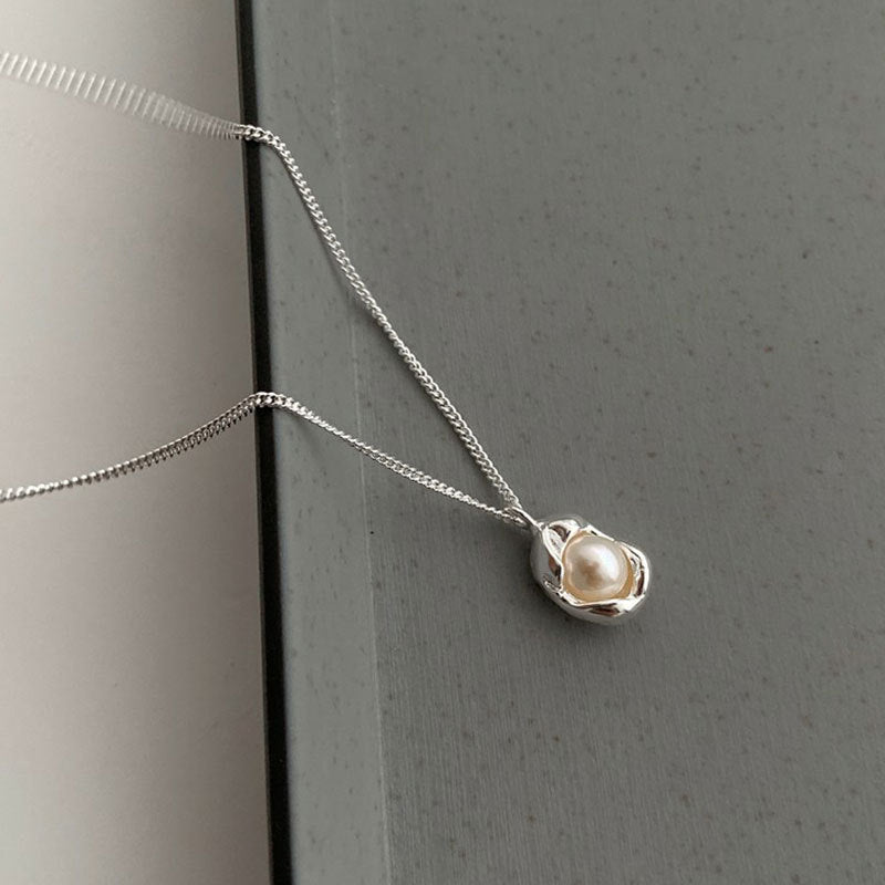 Vintage Muranolasi korut: Kaulakoru riipuvalla helmellä