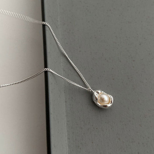 Vintage Muranolasi korut: Kaulakoru riipuvalla helmellä